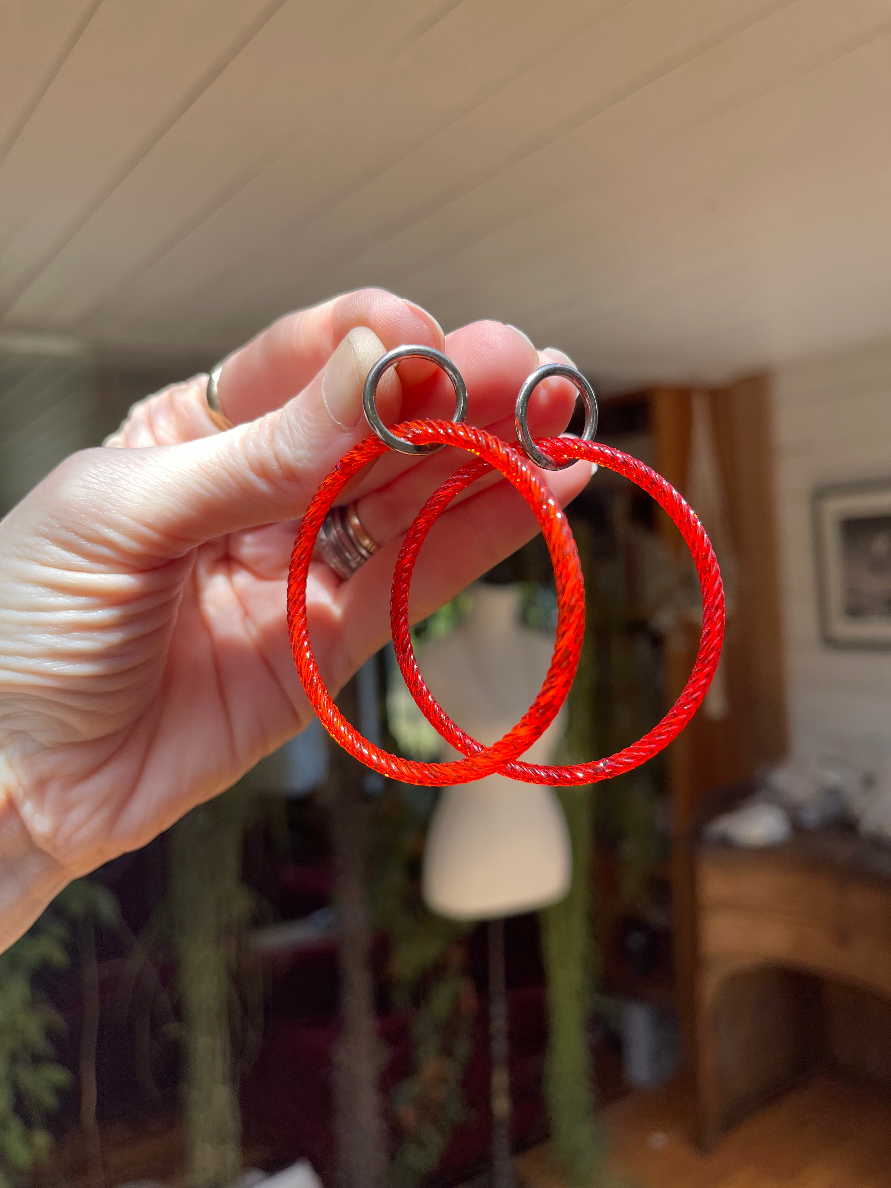 Amy earrings - twisted orange