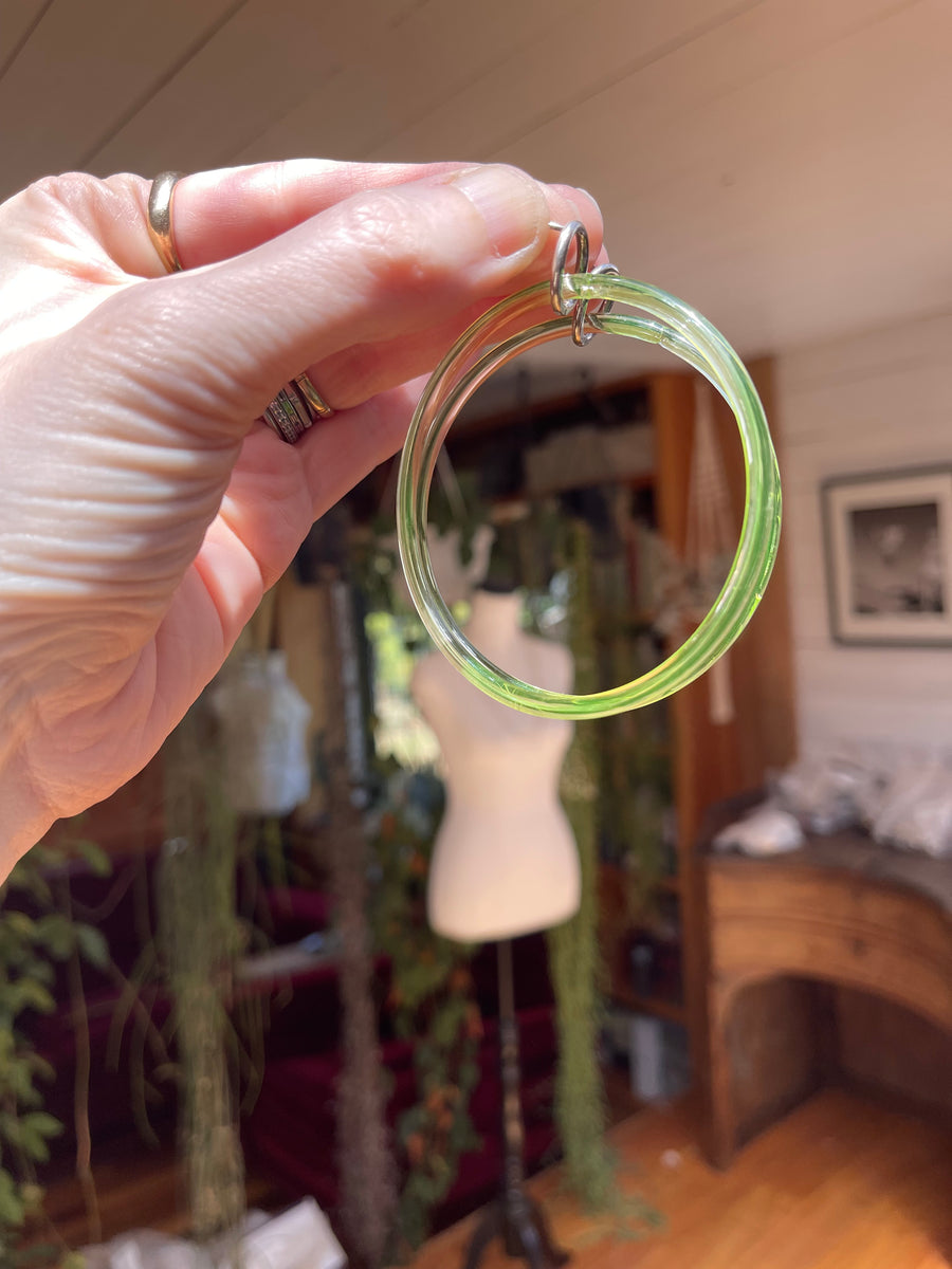 Amy earrings - peridot