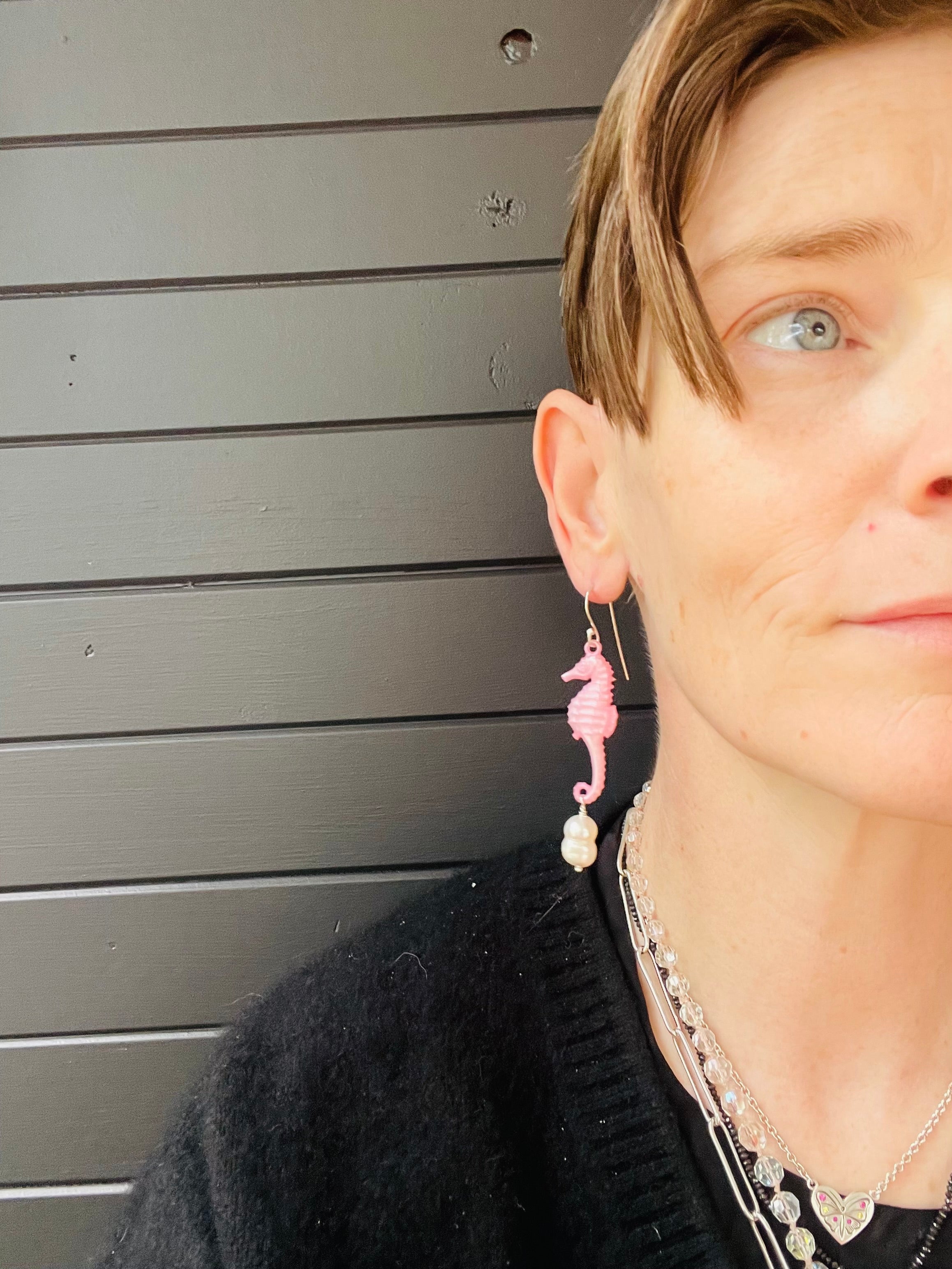 Emotional Support Seahorse earrings - pink with curvy pearls